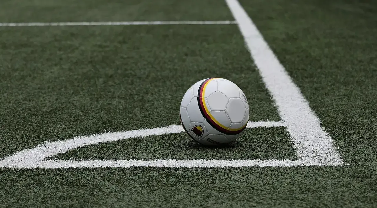 Live voetbal kijken op tv en streamen